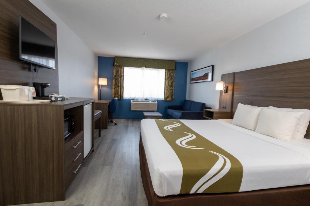 Quality Inn & Suites Tulare Extérieur photo