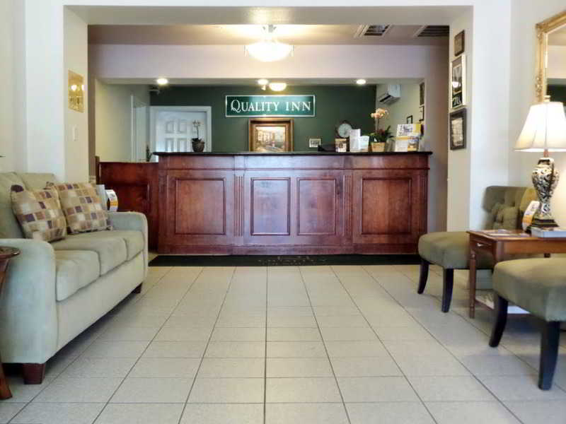 Quality Inn & Suites Tulare Extérieur photo